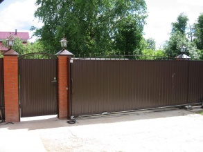 Дистанционное управление с откатными воротами - пример 8 фото в Краснознаменске