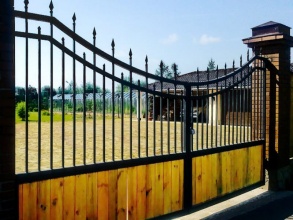 Распашные ворота решетчатые - пример 9 фото цена за метр под ключ